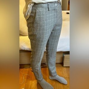 Tailored pair of skinny formal pants